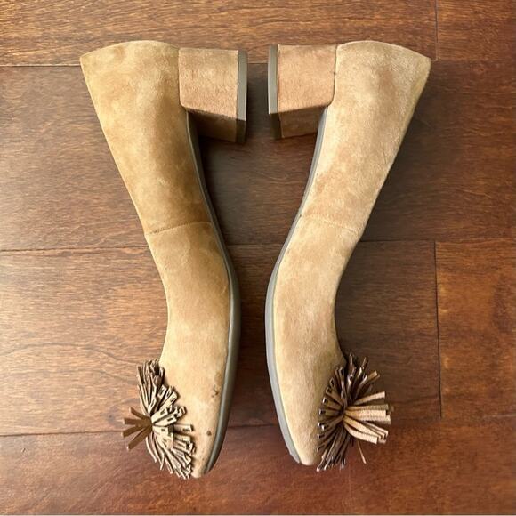 Anne Klein “Happy” Suede Block Heel Pump w/ Gold Tipped Pom Pom On Toe, Size 7.5 - Picture 6 of 14